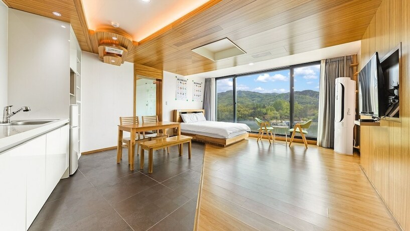 Imagen de la habitación del Hotel Gapyeong Rondavill Pension. Foto 20