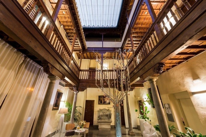 Imagen de los interiores del Hotel Gar Anat Boutique. Foto 16