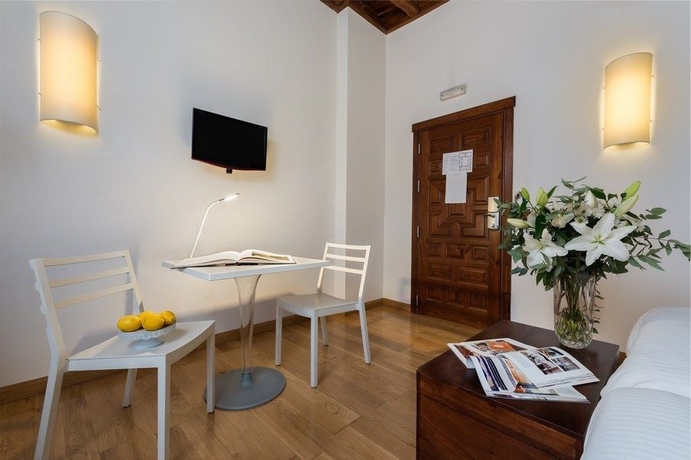 Imagen de la habitación del Hotel Gar Anat Boutique. Foto 8