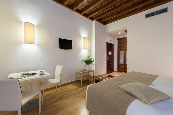 Imagen de la habitación del Hotel Gar Anat Boutique. Foto 10