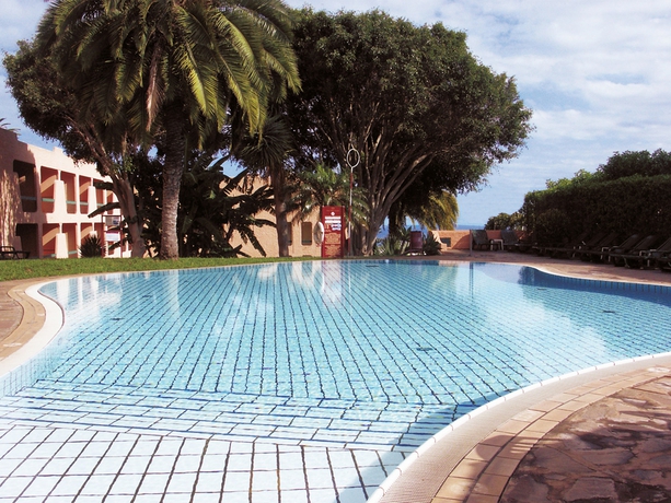 Imagen de la piscina del Hotel Garajau Madeira. Foto 10