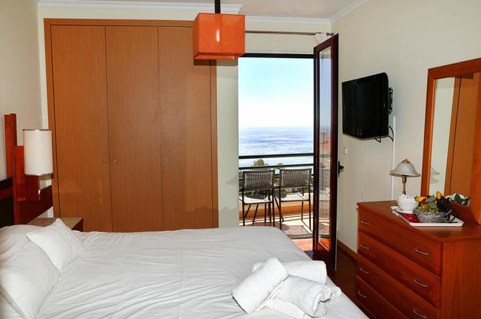 Imagen de la habitación del Hotel Garajau Terrace. Foto 2