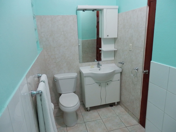 Imagen de la habitación del Hotel Garant and Suites. Foto 10