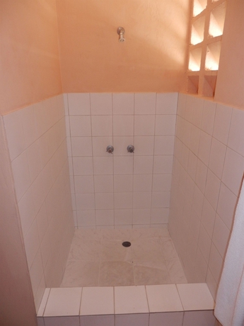 Imagen de la habitación del Hotel Garant and Suites. Foto 11