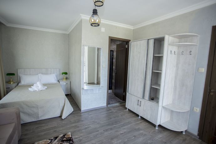 Imagen de la habitación del Hotel Garanti. Foto 3