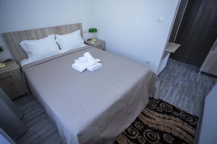 Imagen de la habitación del Hotel Garanti. Foto 11