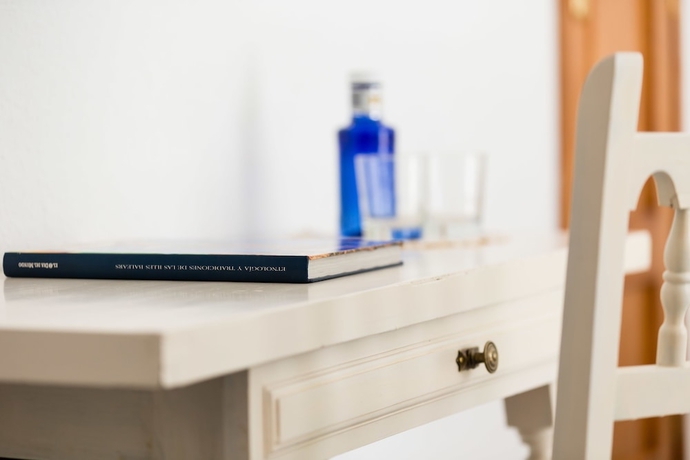 Imagen de la habitación del Hotel Garau. Foto 12