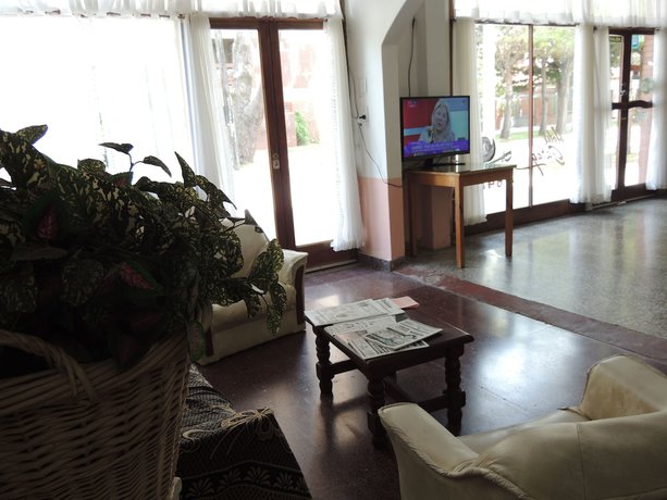 Imagen de los interiores del Hotel Garay. Foto 19