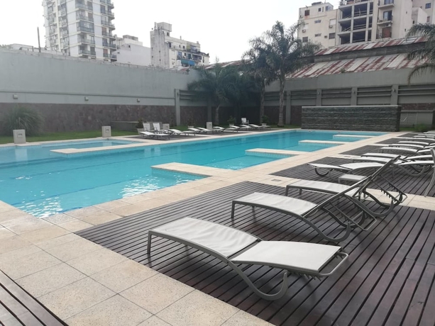 Imagen de la piscina del Hotel Garay and Chacabuco. Foto 19