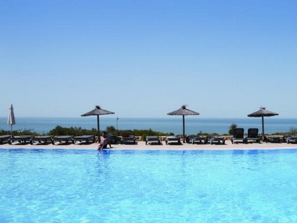 Imagen general del Hotel Garbi Costa Luz. Foto 5