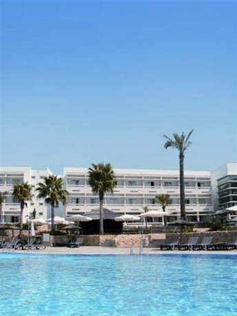 Imagen general del Hotel Garbi Costa Luz. Foto 10