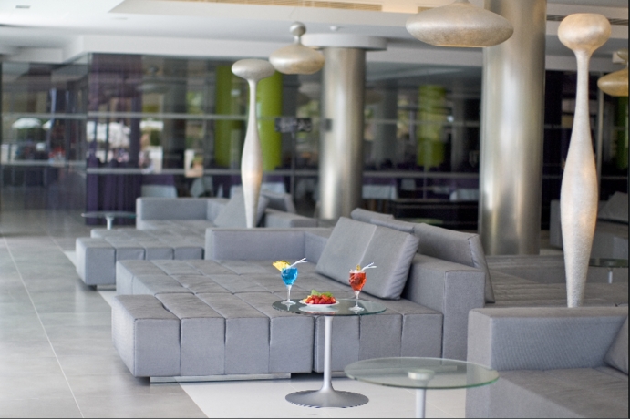 Imagen general del Hotel Garbi Ibiza and Spa. Foto 12