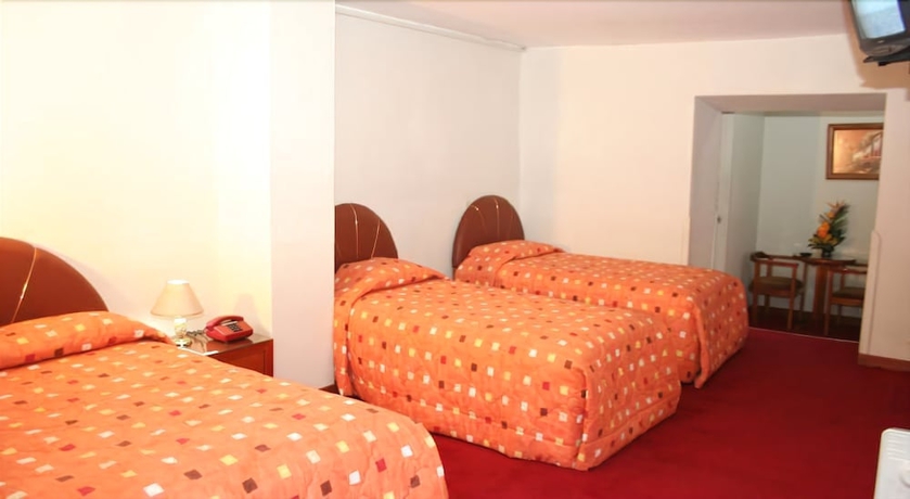 Imagen de la habitación del Hotel Garcilaso I. Foto 7
