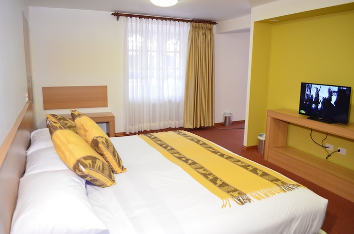 Imagen de la habitación del Hotel Garcilaso I. Foto 12