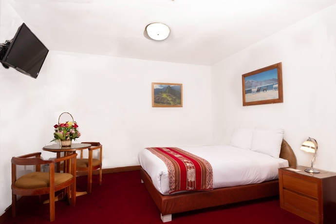 Imagen de la habitación del Hotel Garcilaso I. Foto 17