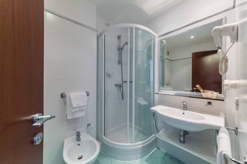 Imagen de la habitación del Hotel Garda Forte Charme. Foto 16