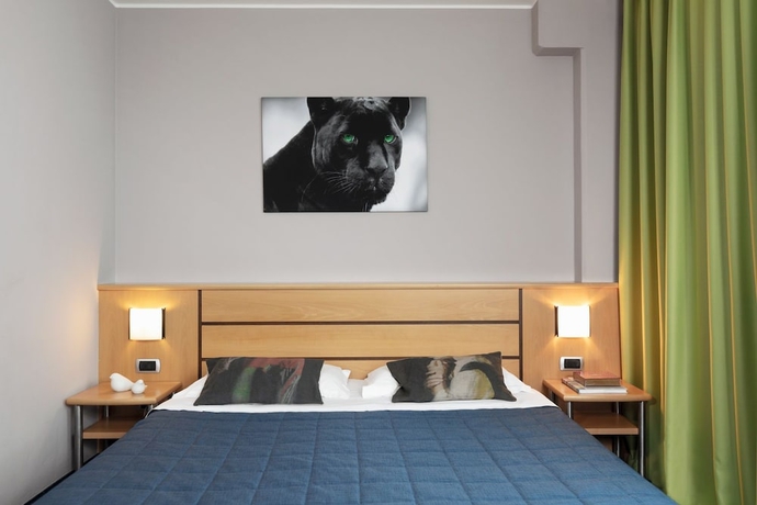 Imagen de la habitación del Hotel Garda, Lago de Garda. Foto 2