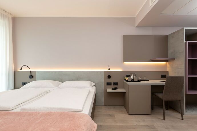 Imagen de la habitación del Hotel Garda Life. Foto 17