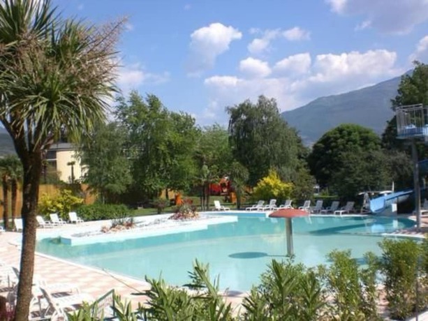 Imagen de la piscina del Hotel Garda Sporting Club, Riva del Garda. Foto 19