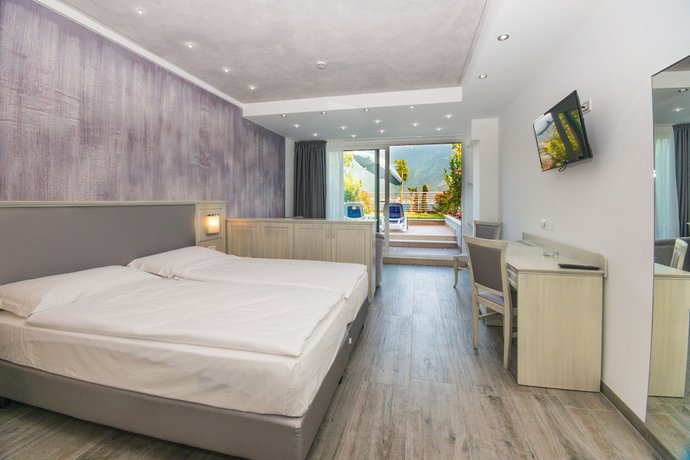 Imagen de la habitación del Hotel Garda Suite - Adults Only. Foto 11