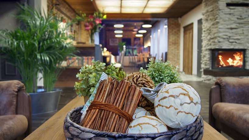 Imagen de los interiores del Hotel Garda, Szombathely. Foto 16