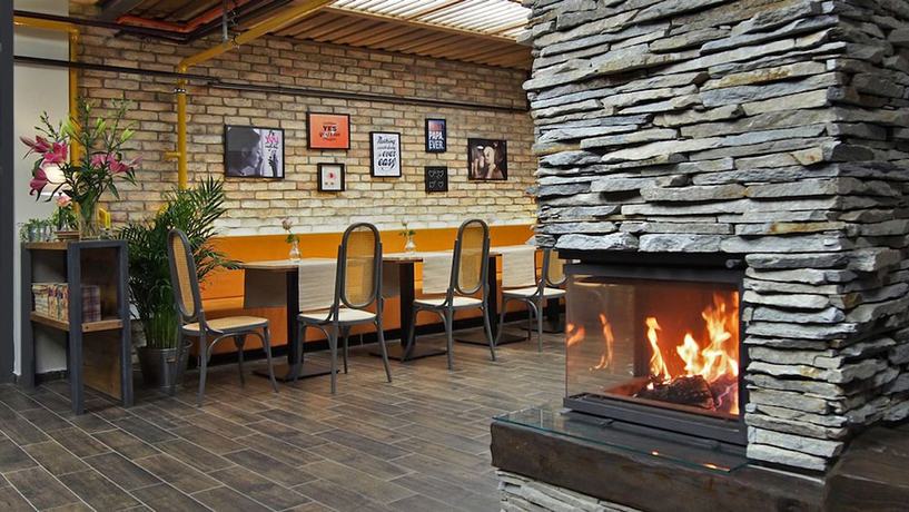 Imagen de los interiores del Hotel Garda, Szombathely. Foto 18