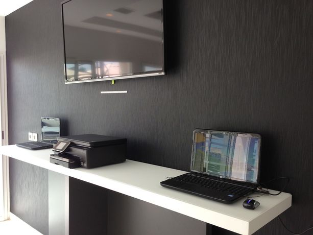 Imagen de los interiores del Hotel Gardénia Bordeaux Est. Foto 9