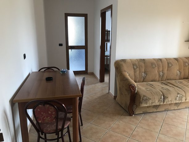 Imagen de la habitación del Hotel Gardelend. Foto 10