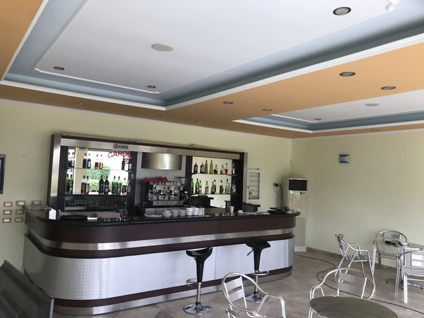 Imagen del bar/restaurante del Hotel Gardelend. Foto 7
