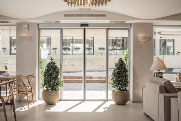 Imagen de los interiores del Hotel Gardelli Resort. Foto 13