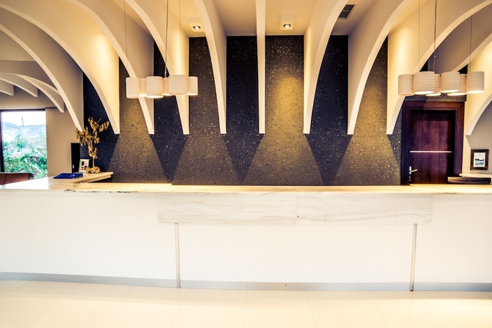 Imagen de los interiores del Hotel Gardelli Resort. Foto 14
