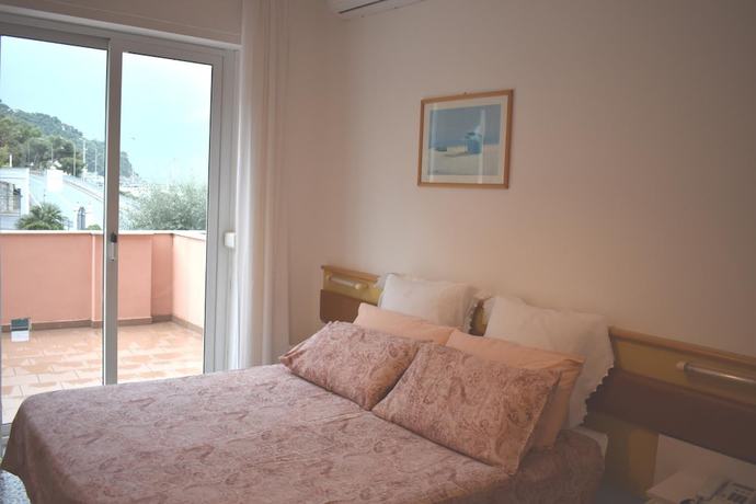 Imagen de la habitación del Hotel Garden, Andora. Foto 11