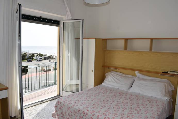Imagen de la habitación del Hotel Garden, Andora. Foto 13