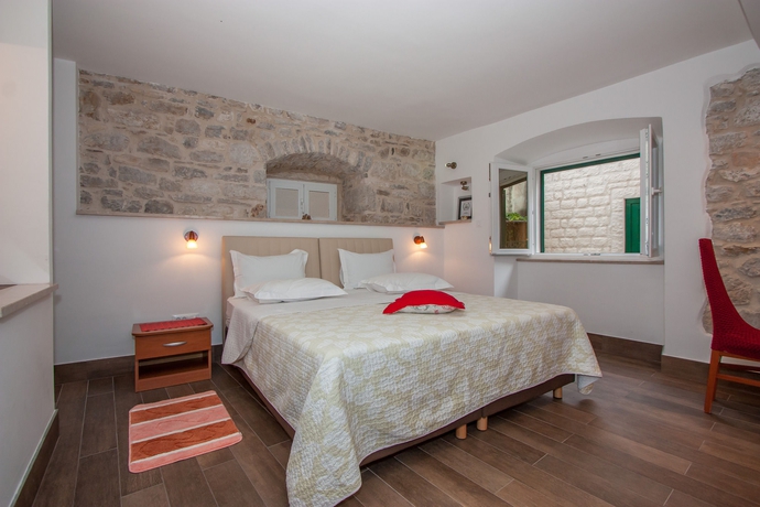 Imagen de la habitación del Hotel Garden Apartment. Foto 8