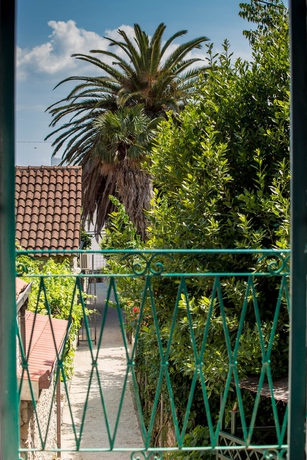 Imagen de la habitación del Hotel Garden Apartment. Foto 10