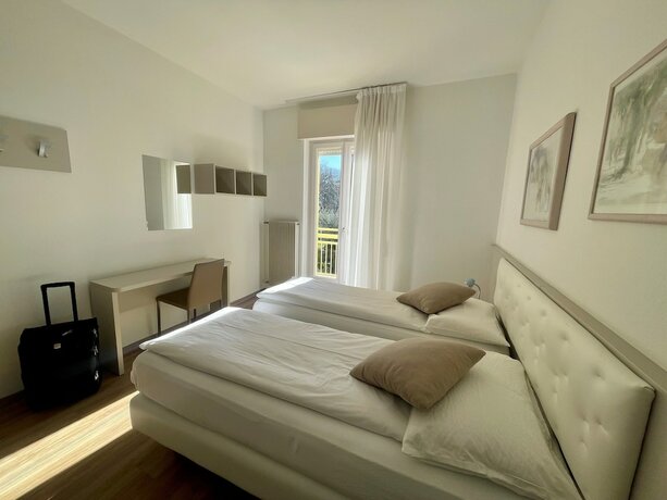 Imagen general del Hotel Garden Arco - Adult Only. Foto 10