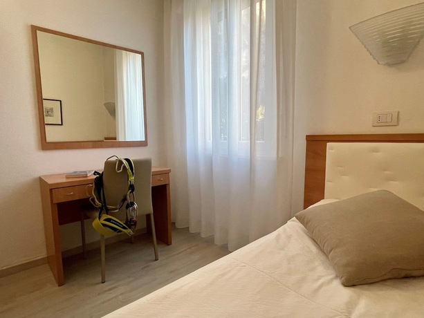 Imagen de la habitación del Hotel Garden Arco - Adult Only. Foto 12