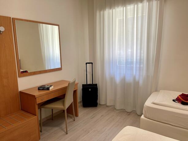 Imagen de la habitación del Hotel Garden Arco - Adult Only. Foto 19