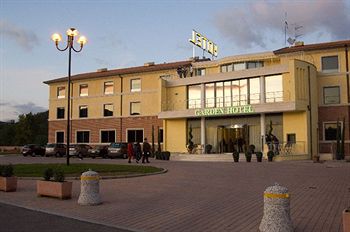 Imagen de la habitación del Hotel Garden, Arezzo. Foto 8