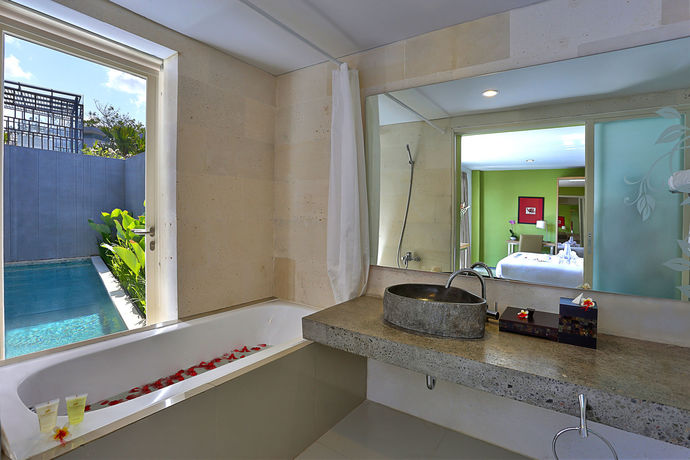 Imagen de la habitación del Hotel Garden Bay View Villas Nusa Dua. Foto 5