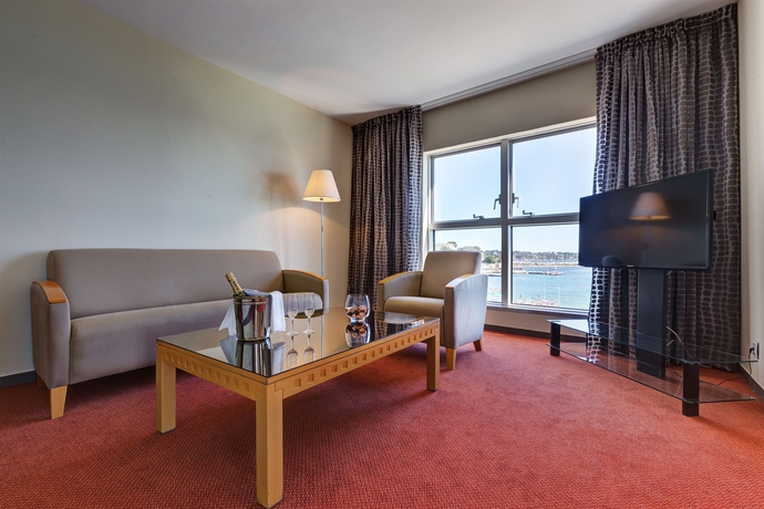 Imagen de los interiores del Hotel Garden Beach, Antibes. Foto 12