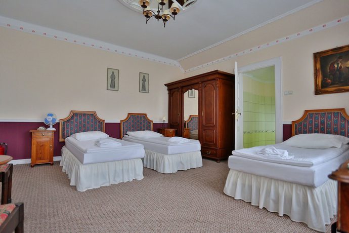 Imagen de la habitación del Hotel Garden, Boleslawiec. Foto 8