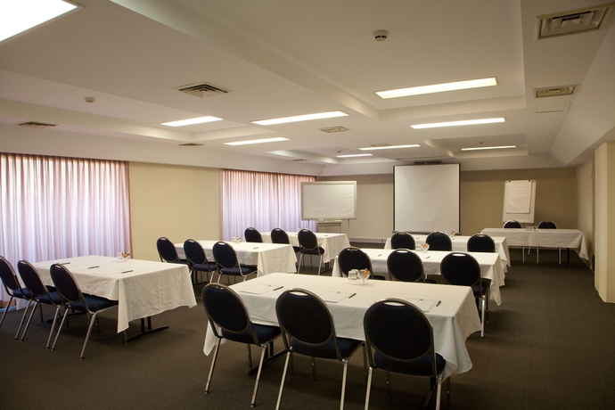 Imagen de los interiores del Hotel Garden City , Bw Signature Collection. Foto 14