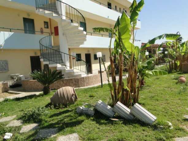 Imagen general del Hotel Garden City Image. Foto 9