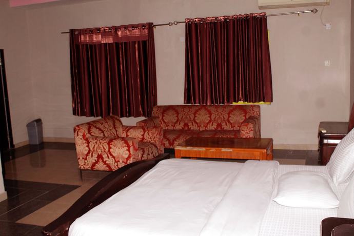 Imagen de la habitación del Hotel Garden City Marriott. Foto 3