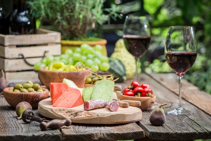 Imagen de los exteriores del Hotel Garden City Resort. Foto 14