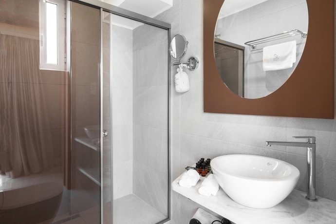 Imagen de la habitación del Hotel Garden City Resort. Foto 11