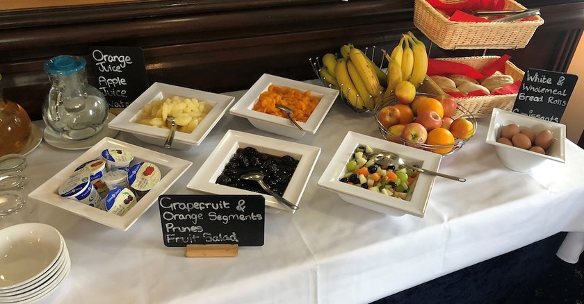 Imagen del bar/restaurante del Hotel Garden Court Aylesbury. Foto 6