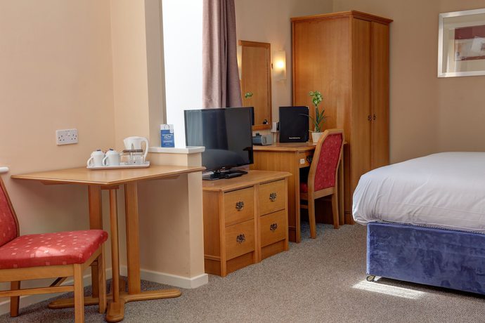 Imagen de la habitación del Hotel Garden Court Aylesbury. Foto 17
