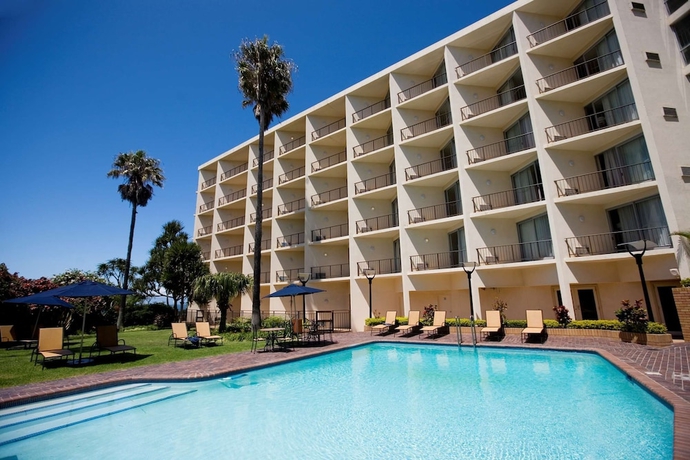 Imagen de la piscina del Hotel Garden Court East London. Foto 19